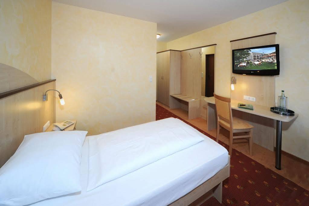 Hotel Wolfringmuehle Fensterbach Zewnętrze zdjęcie